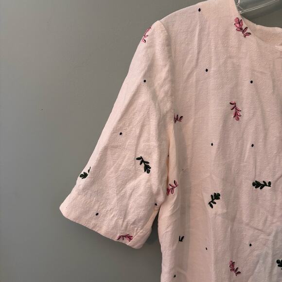 & Other Stories Embroidered Floral Mini Short Sleeve Dress - Picture 2 of 4